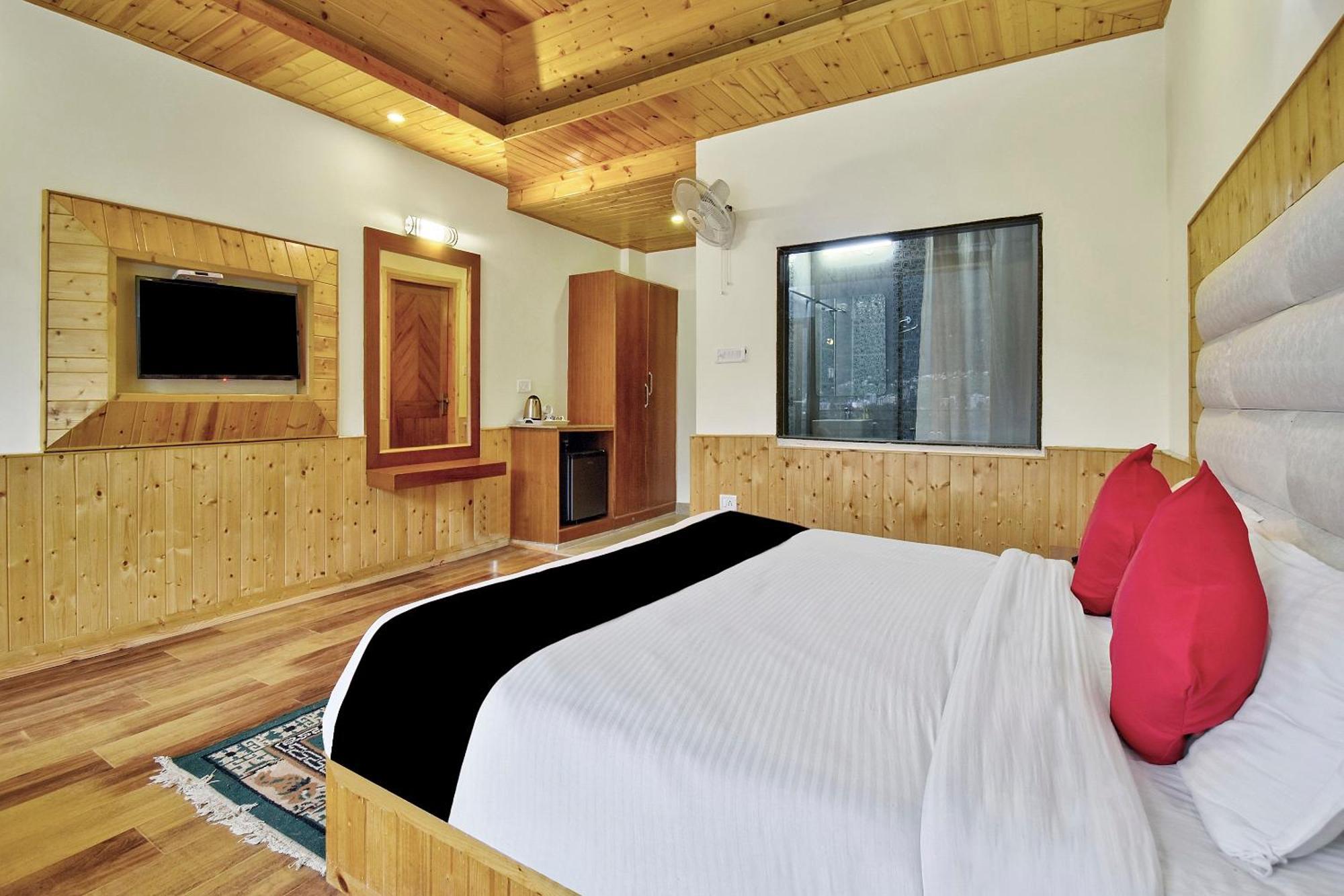 Hotel Capital O 42006 Phalguni Regency 3*